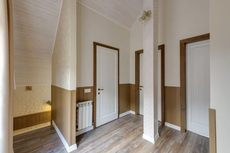 The Architecture of In-Between: How Transition Spaces Define a Home's True Character